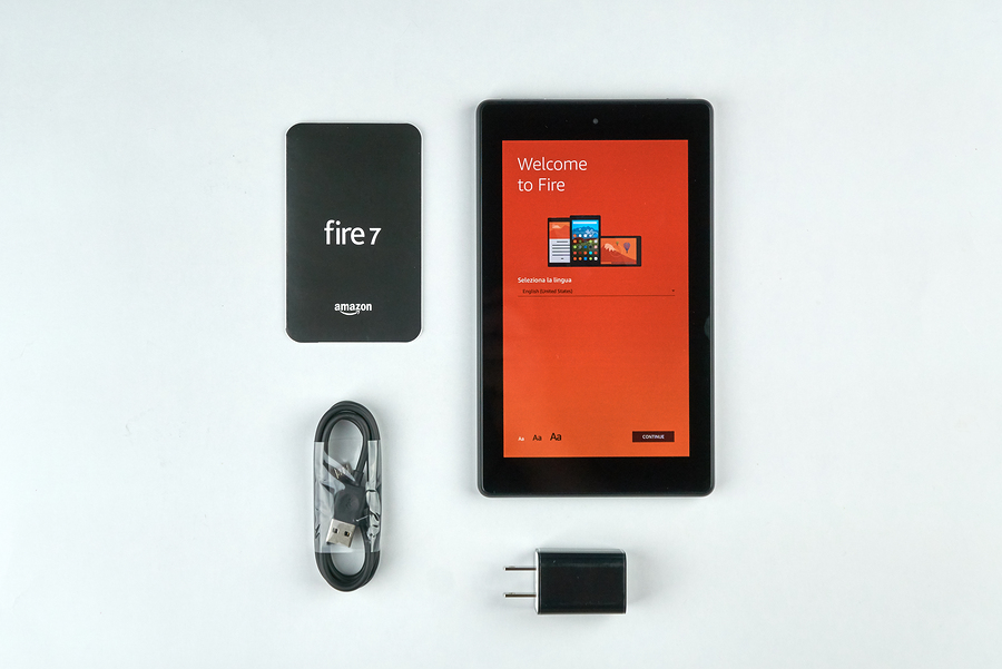 Amazon Fire 7 tablet unboxed